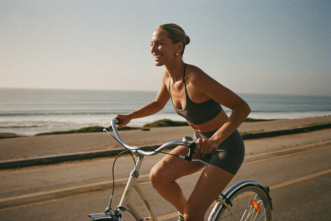 A coach and a woman 40 plus training together at Wild Physio Fitness in Neutral Bay